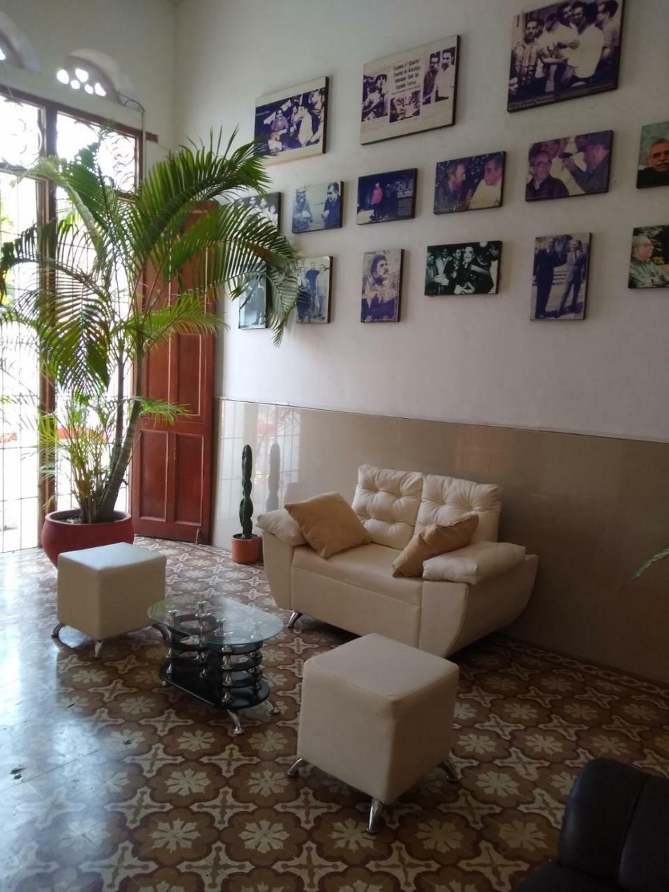 Hostal Maranatha Santa Marta  Exterior photo