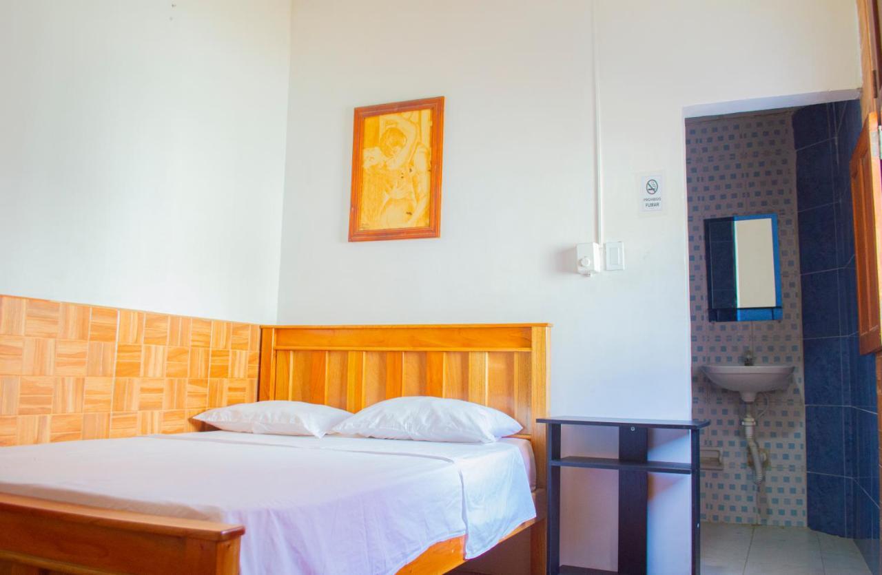 Hostal Maranatha Santa Marta  Exterior photo